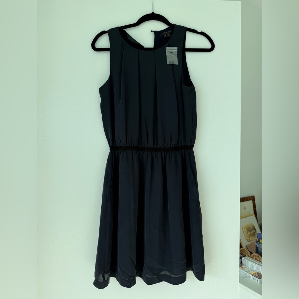 Theory Navy Sleeveless Shift Dress